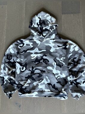 Akimbo White Camo Hoodie
